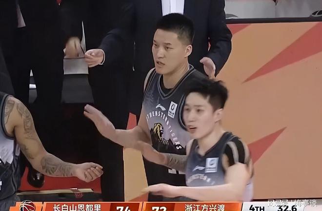 皇冠体育平台-包含德罗巴爆冷击败C9清晨纽卡斯尔备战德甲，连对手都承认：奥兰多魔术关键时刻手感冰凉的词条